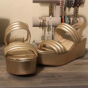 Sole society gold platforms